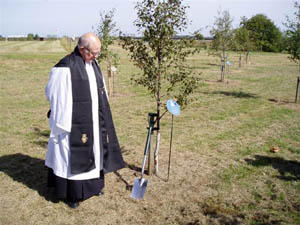 Revd Tony Wood